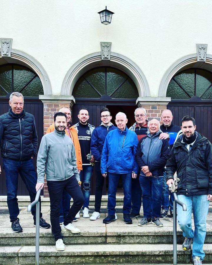 Aufäumaktion städtischer Friedhof 2023